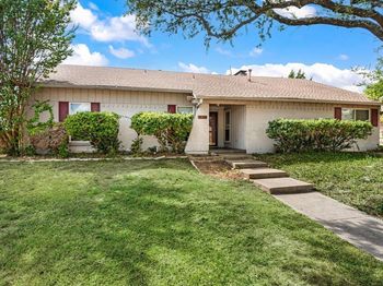 2405  Ridgewood Drive 