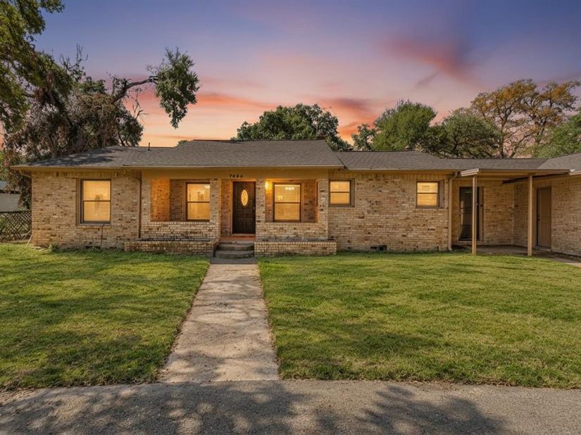 7905  Ella Young Drive , Lakeside Texas 76135