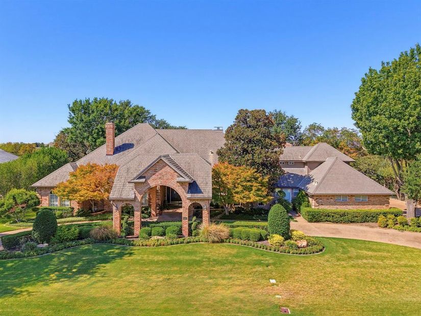 6200  Forest Highlands Drive , Fort Worth Texas 76132