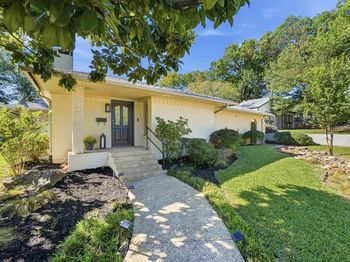 2223  Loving Avenue 