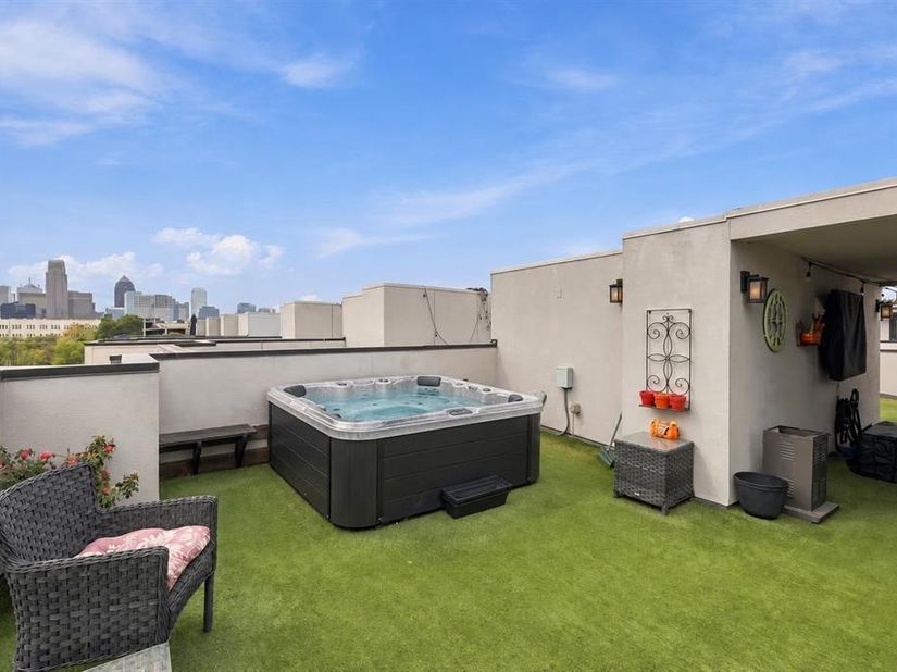 3816  Roseland Avenue  D300, Dallas Texas 75204