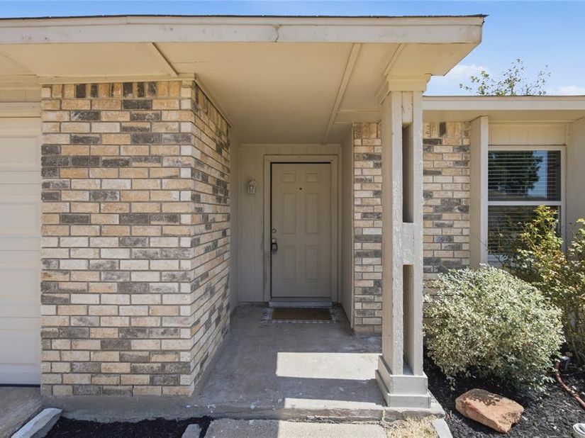5661  Pearce Street , The Colony Texas 75056