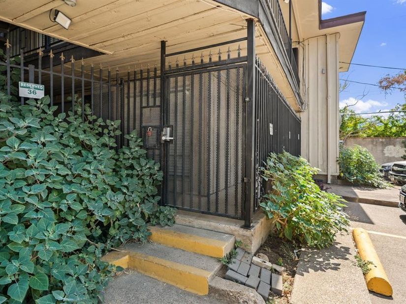 5001  Bowser Avenue  115, Dallas Texas 75209