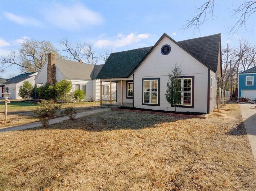 2736  Marigold Avenue , Fort Worth Texas 76111