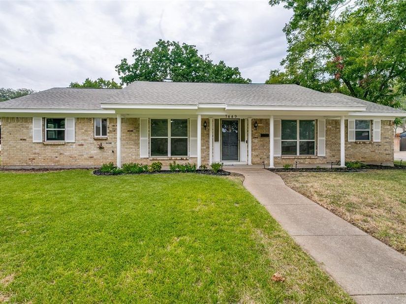 7449  Monterrey Drive , Fort Worth Texas 76112