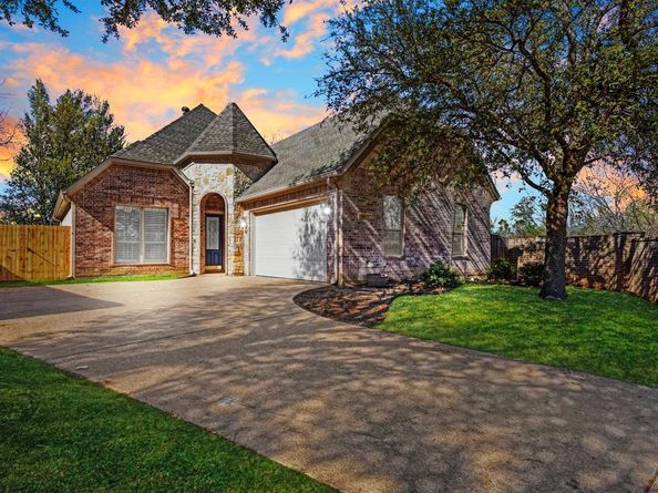 2018  Kodiak Court , Arlington Texas 76013