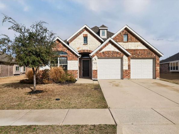 841  Cauble Drive , Fate Texas 75087