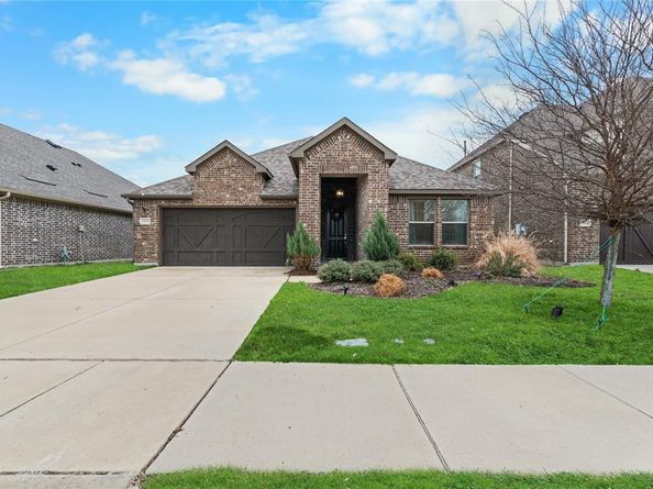 3820  Horseshoe Trail , Celina Texas 75009
