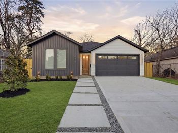 4618  Spring Garden Street 