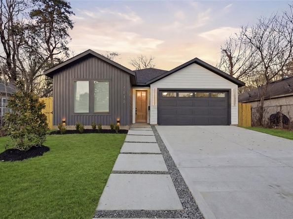 4618  Spring Garden Street , Dallas Texas 75215