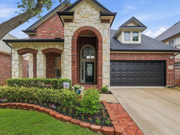 1270  Bonham Parkway , Lantana Texas 76226