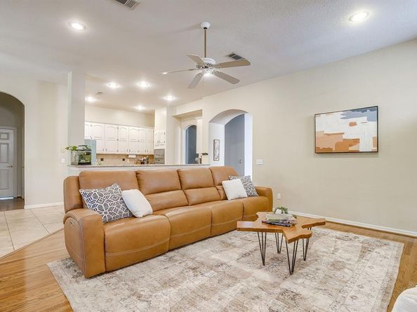 505  Dorcas Lane , Arlington Texas 76013