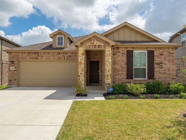 1316  Pepperhill Lane , Fort Worth Texas 76131