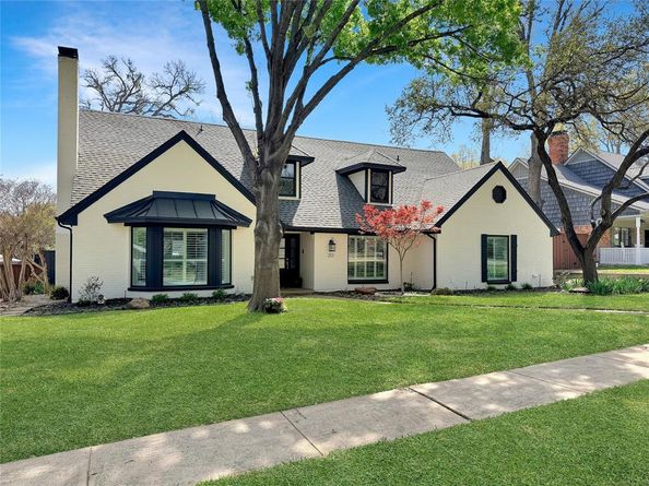 213  Canyon Valley Drive , Richardson Texas 75080