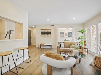 4303  Buena Vista Street 