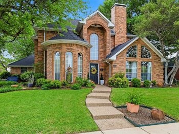 812  Sylvan Creek Drive 