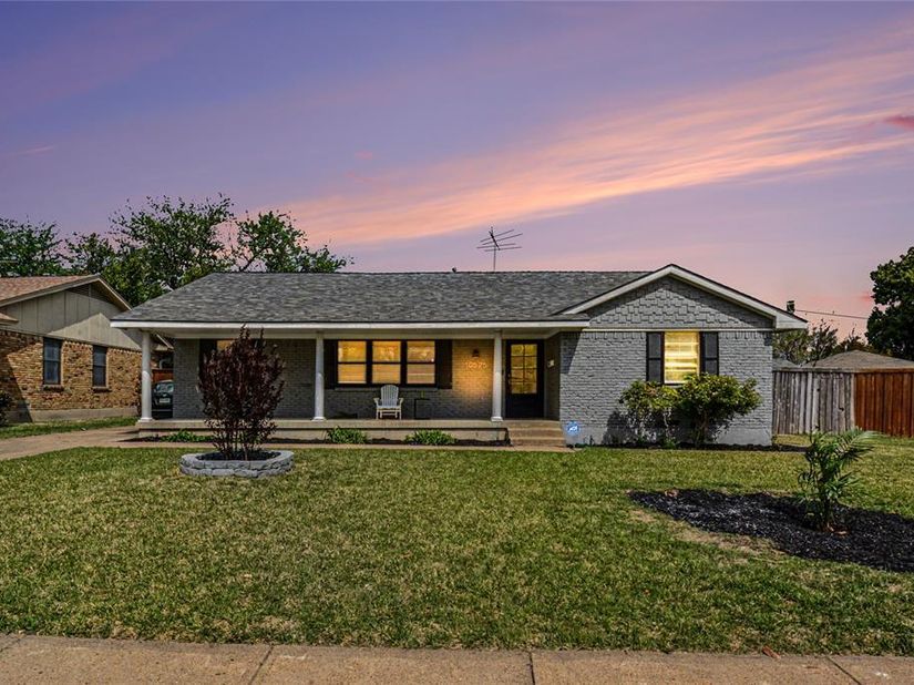 10525  Yorkford Drive , Dallas Texas 75238