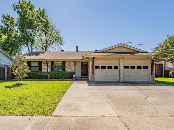 808  Intervale Drive , Garland Texas 75043