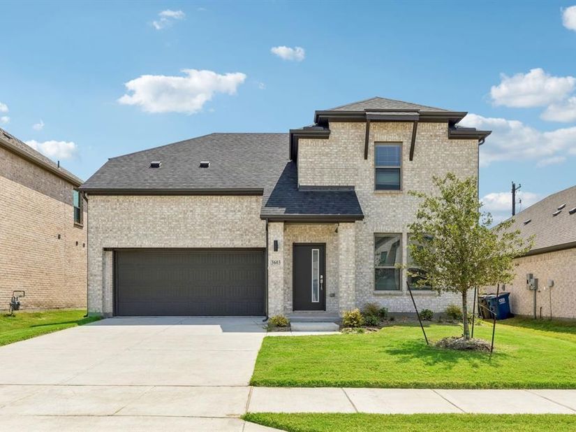 7916  Kingfisher Road , Aubrey Texas 76227