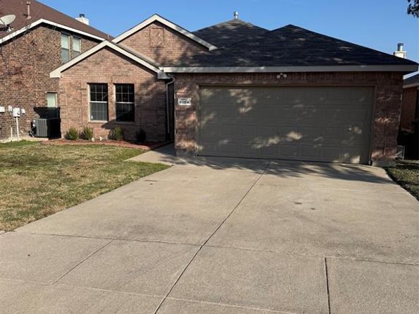 9884  Autumn Sage Drive , Fort Worth Texas 76108