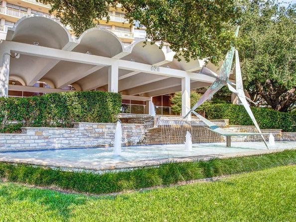 6211 W Northwest Highway  G115, Dallas Texas 75225