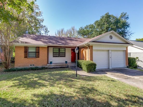 11707  Rogue Way , Dallas Texas 75218