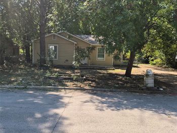 6713  Lakeside Drive 