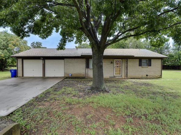 802  Cardinal Road , Mansfield Texas 76063