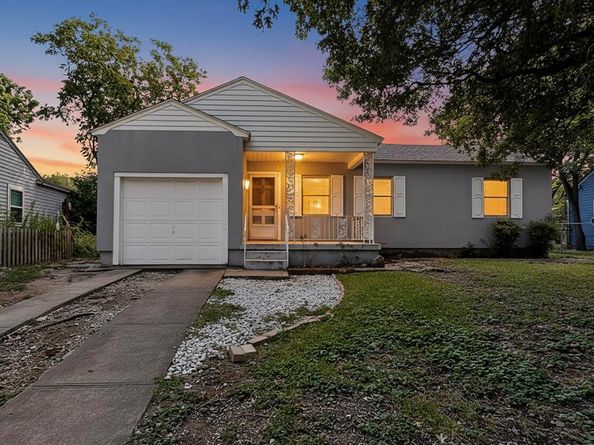 2912  Shadow Wood Drive , Dallas Texas 75224