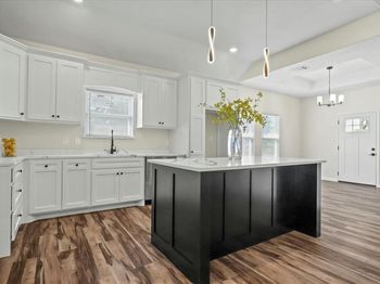 1408 S Edgewood Terrace 