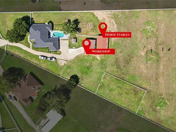 800  Round Hill Road 