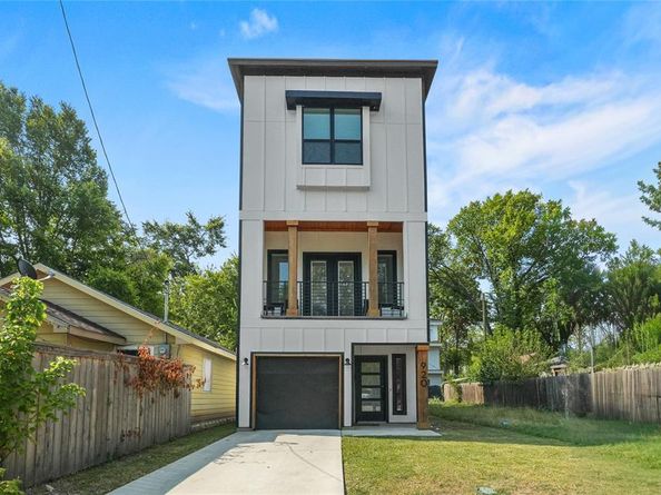 920  Muncie Avenue , Dallas Texas 75212