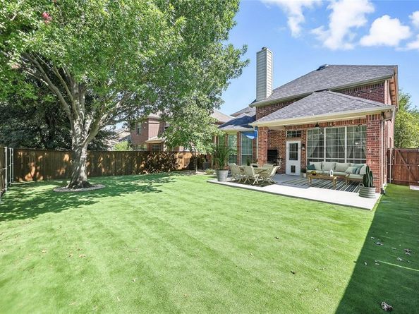 1151  Central Way , Lantana Texas 76226