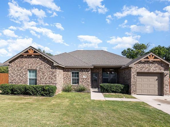 1746  Fordham Road , Dallas Texas 75216