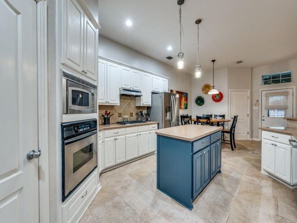 804  Sword Bridge Drive , Lewisville Texas 75056