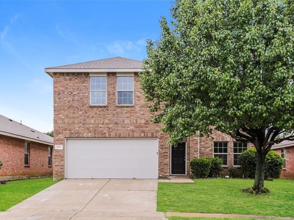 1612  Chivalry Lane , Fort Worth Texas 76140