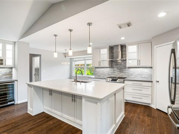 4132  Candlenut Lane , Dallas Texas 75244