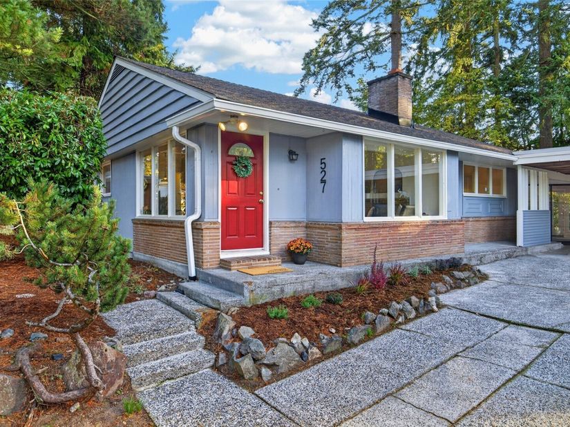527 N 172nd Street, Shoreline WA 98133