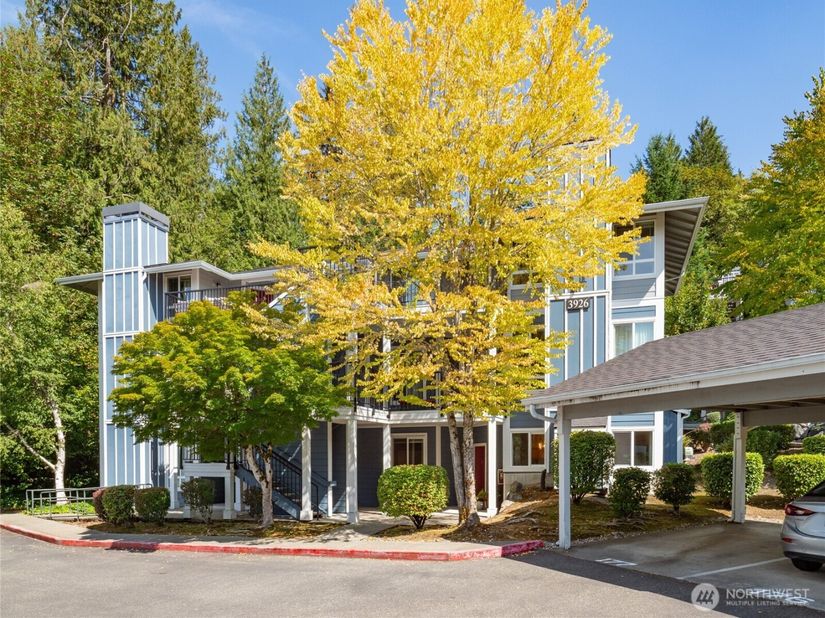 3926 243rd Place SE H102, Bothell WA 98021
