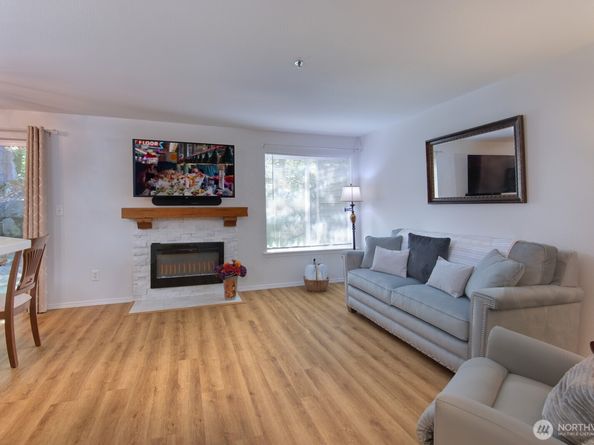 11527 Highway 99 C102, Everett WA 98204