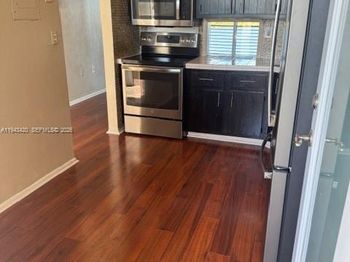 1075 NE Miami Gardens Dr