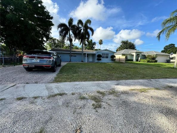 4381 Purdy Ln, West Palm Beach FL 33406