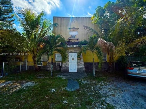 1340 Peri St, Opa-Locka FL 33054