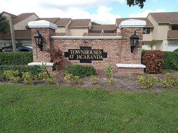 8224 NW 9th Ct