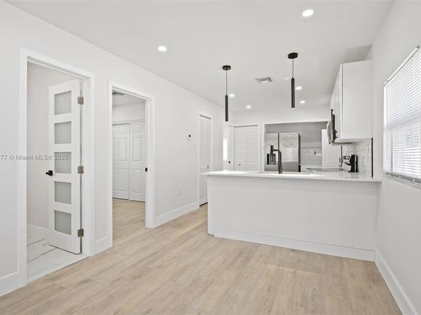 1844 NW 67th St, Miami FL 33147