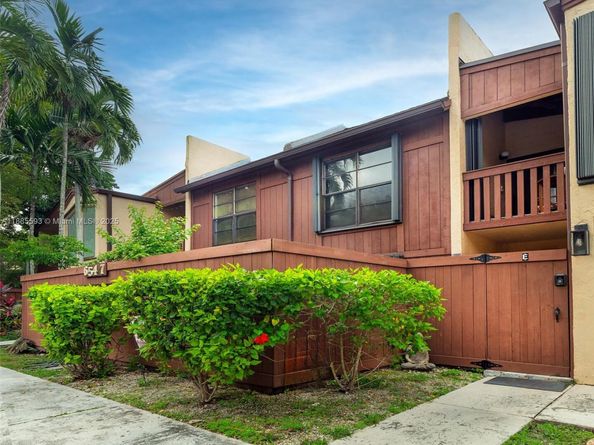 6547 SW 116th Pl E, Miami FL 33173