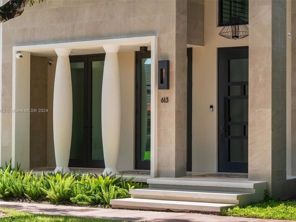 613 Almeria Ave, Coral Gables FL 33134