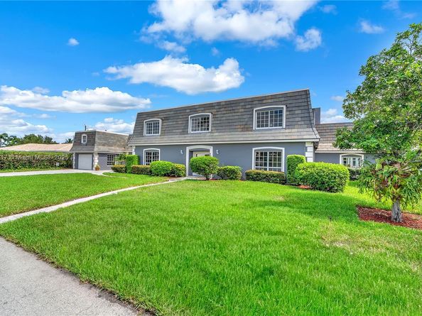 4440 NE 23rd Ave, Lighthouse Point FL 33064