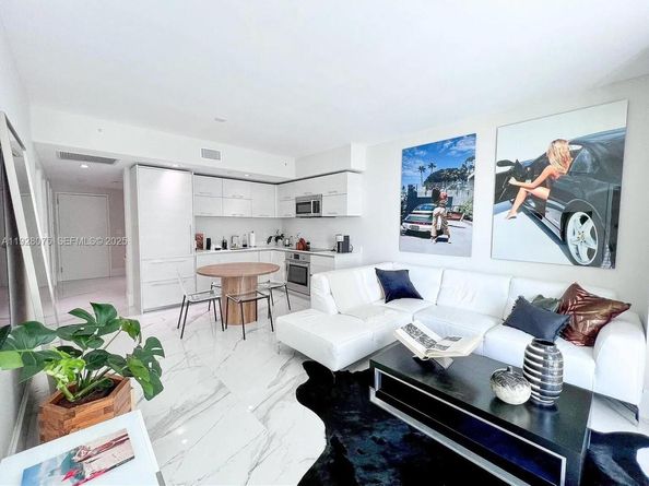 1300 S Miami Ave 2508, Miami FL 33130