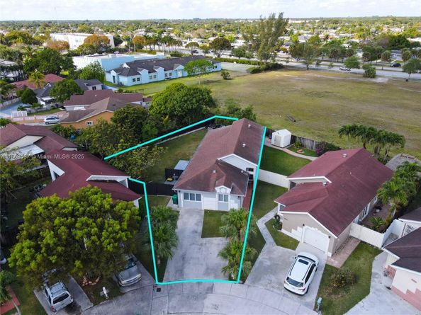 11518 SW 174th St, Miami FL 33157